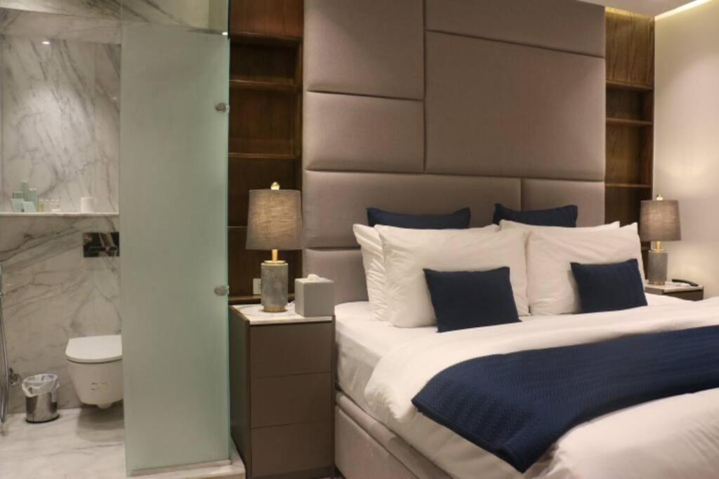 Apartment Luxury With G-prestige 503