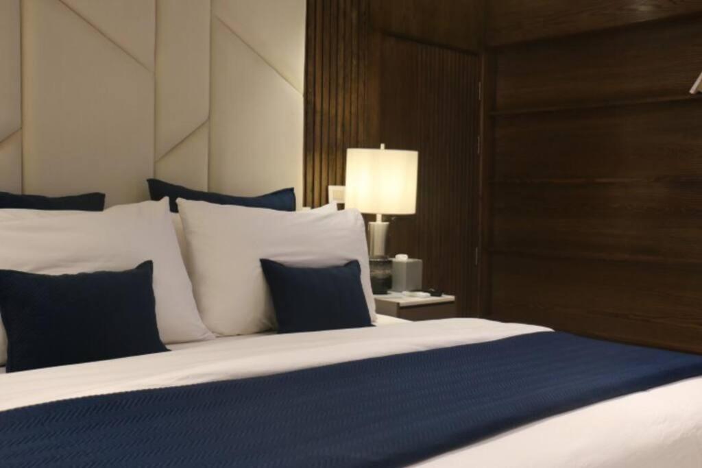 Apartment Luxury With G-prestige 503